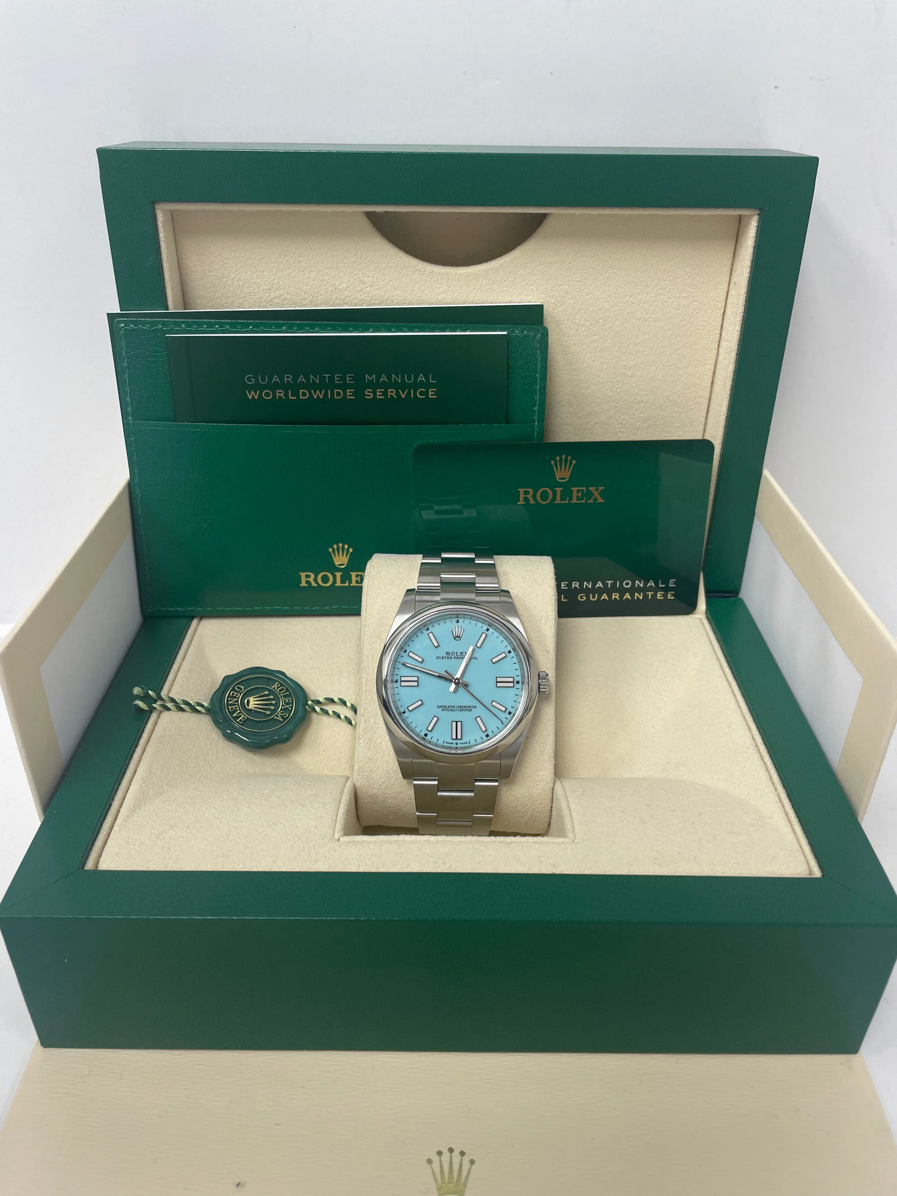 Rolex Oyster Perpetual 41 Stainless Steel - Turquoise Dial - Oyster Bracelet (Ref# 124300)